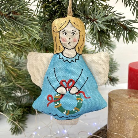 Ароматизированное елочное украшение-сувенир - Ангел с рождественским веночком